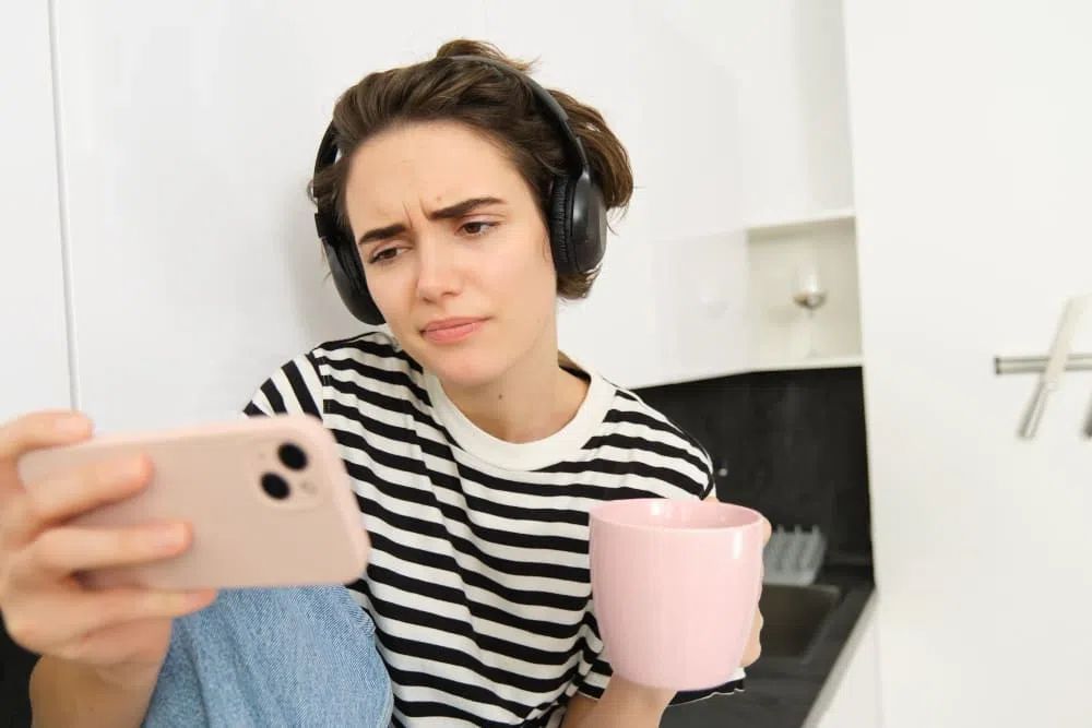 Tricks for Being More Outgoing Online